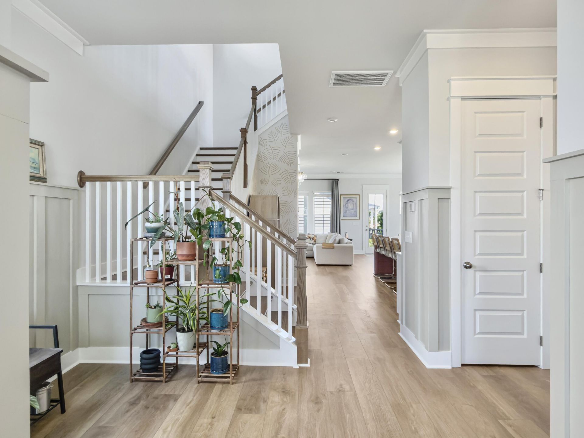 100 E Morton Street Photo 95