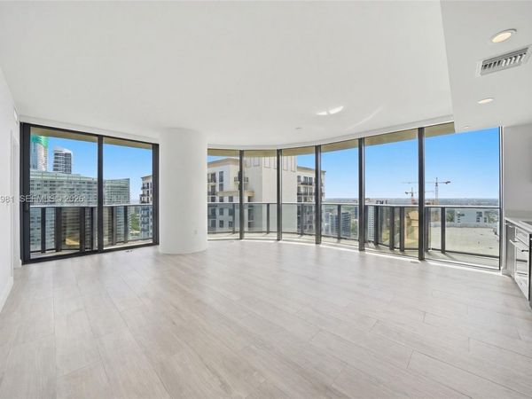 55 SW 9th St, Unit 3106, Miami, FL 33130