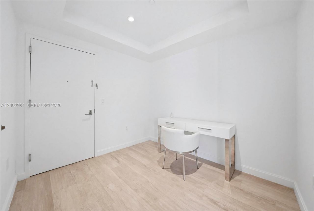 55 SW 9th St , Unit 3106, Miami, FL 33130 Photo