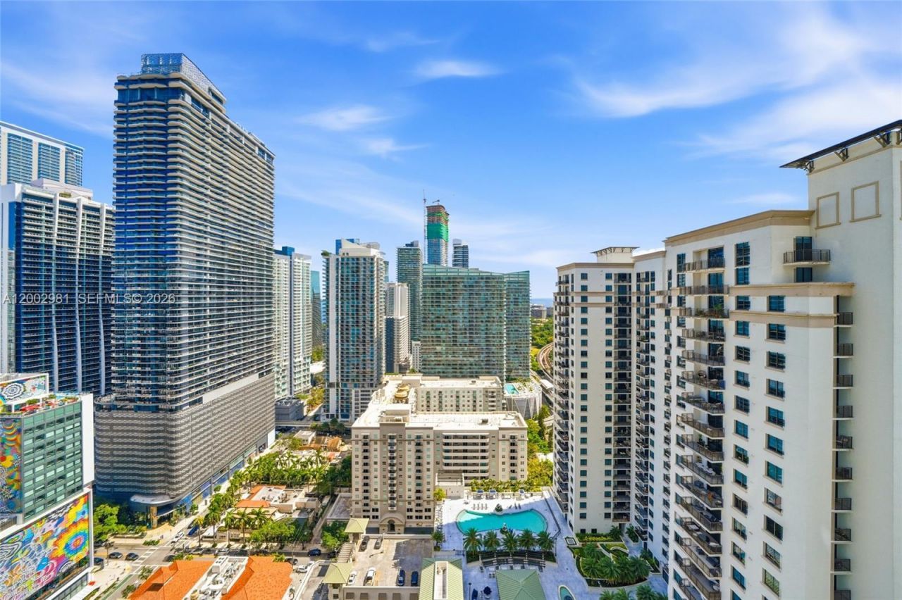 55 SW 9th St, Unit 3106, Miami, FL 33130 Photo