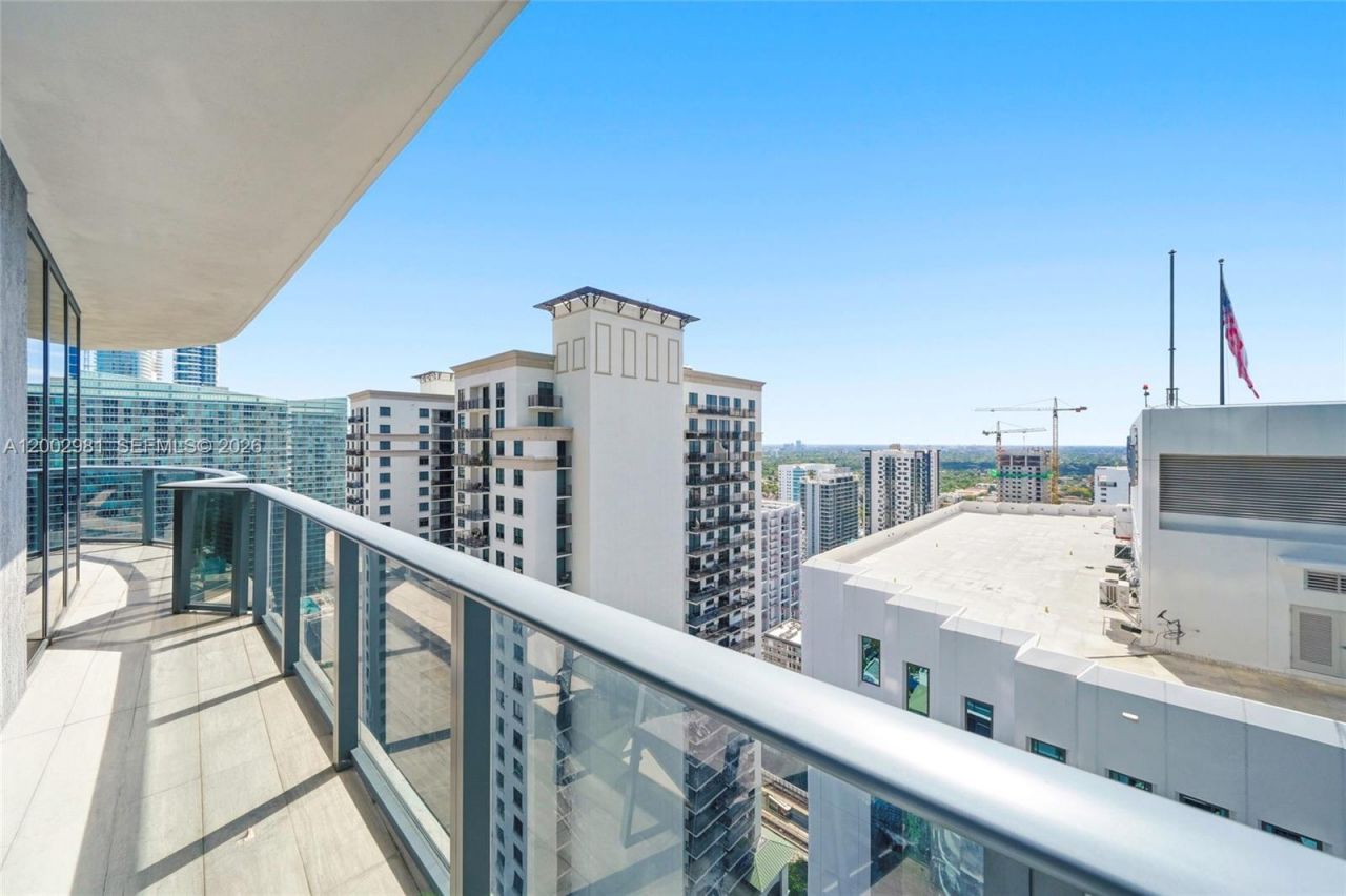 55 SW 9th St, Unit 3106, Miami, FL 33130 Photo