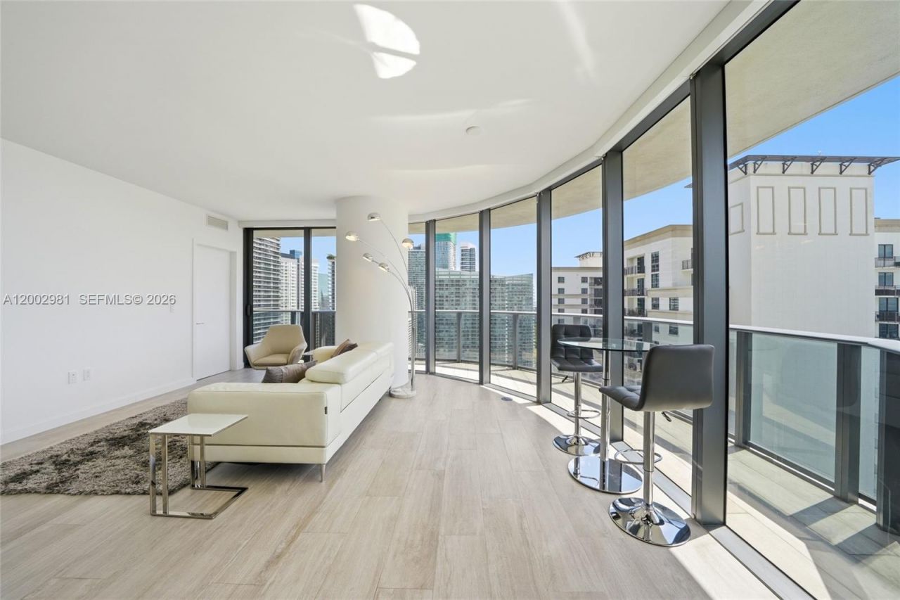 55 SW 9th St , Unit 3106, Miami, FL 33130 Photo