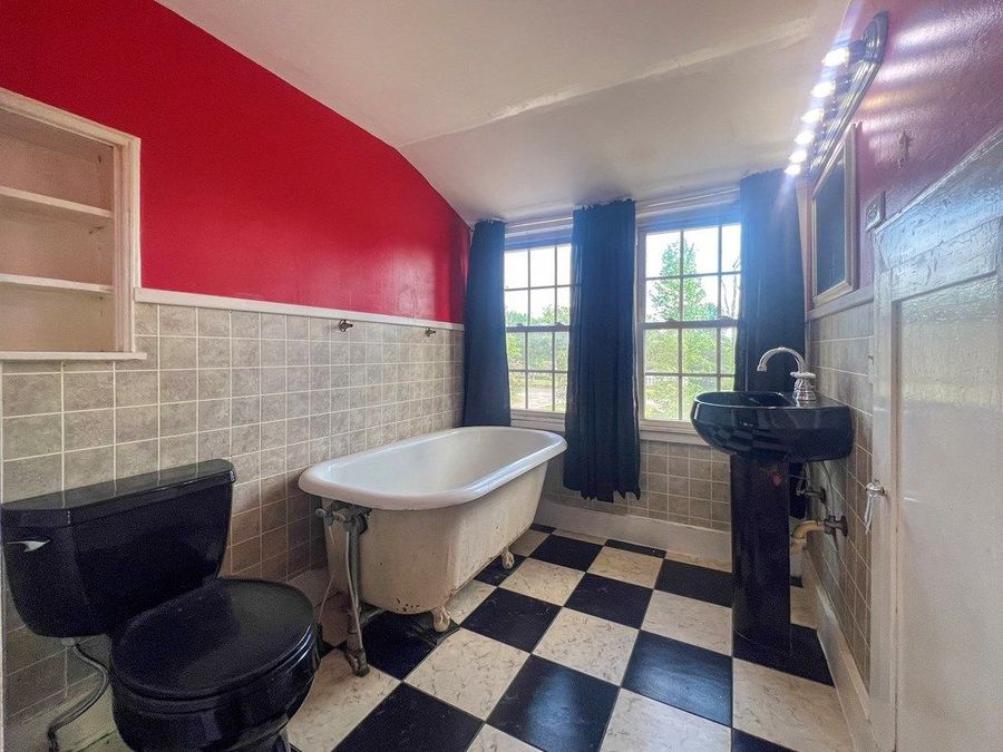 Property Image 31