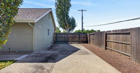 1921 Belcot Rd, Sacramento, CA 95825 Photo