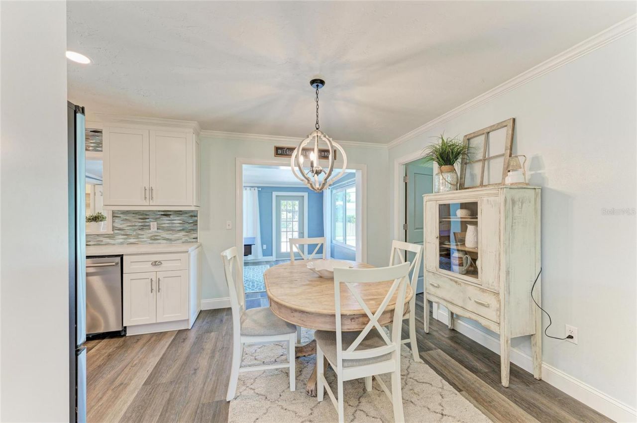 1907 37th Street W, Bradenton, FL 34205 Photo