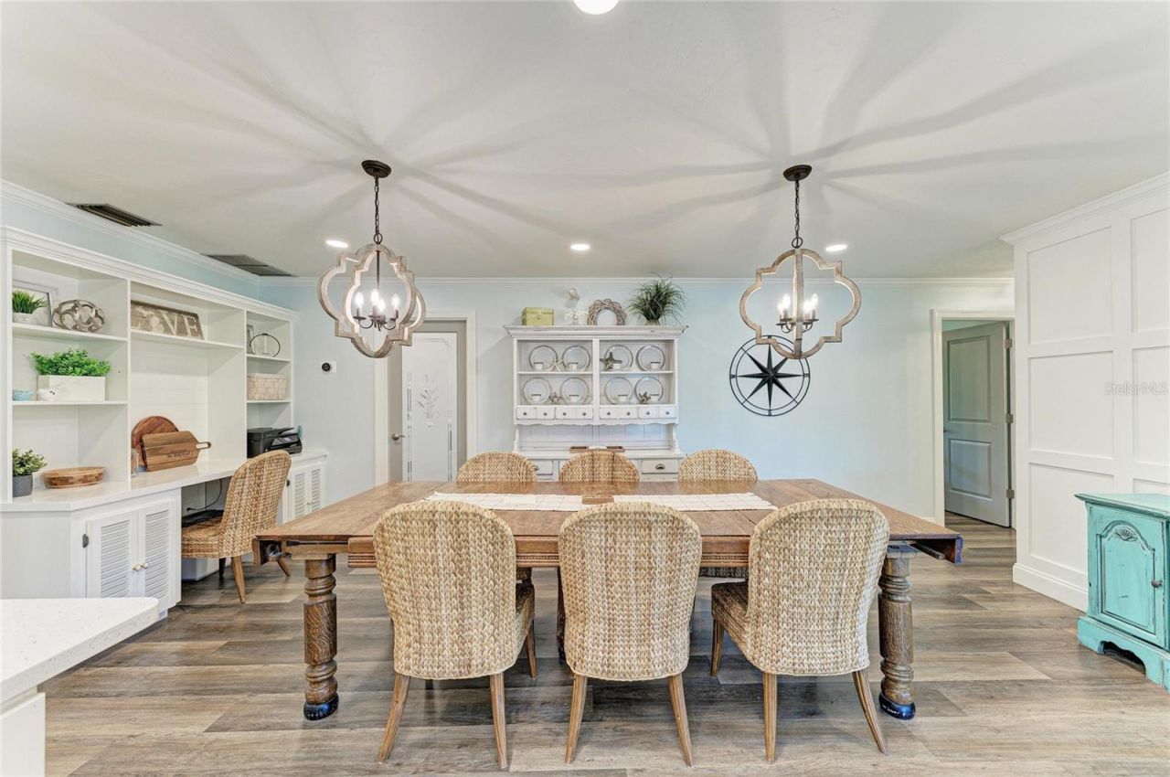 1907 37th Street W, Bradenton, FL 34205 Photo