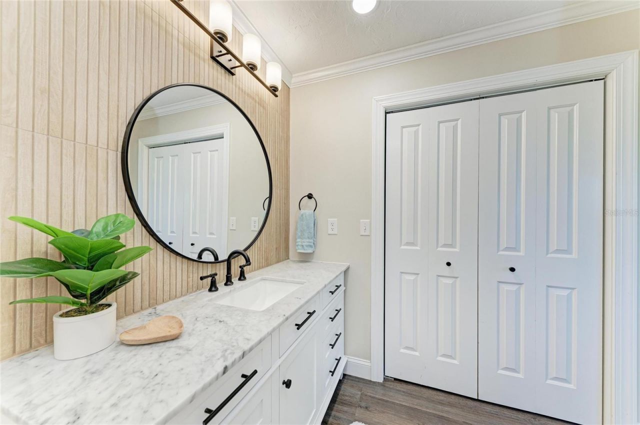 1907 37th Street W, Bradenton, FL 34205 Photo