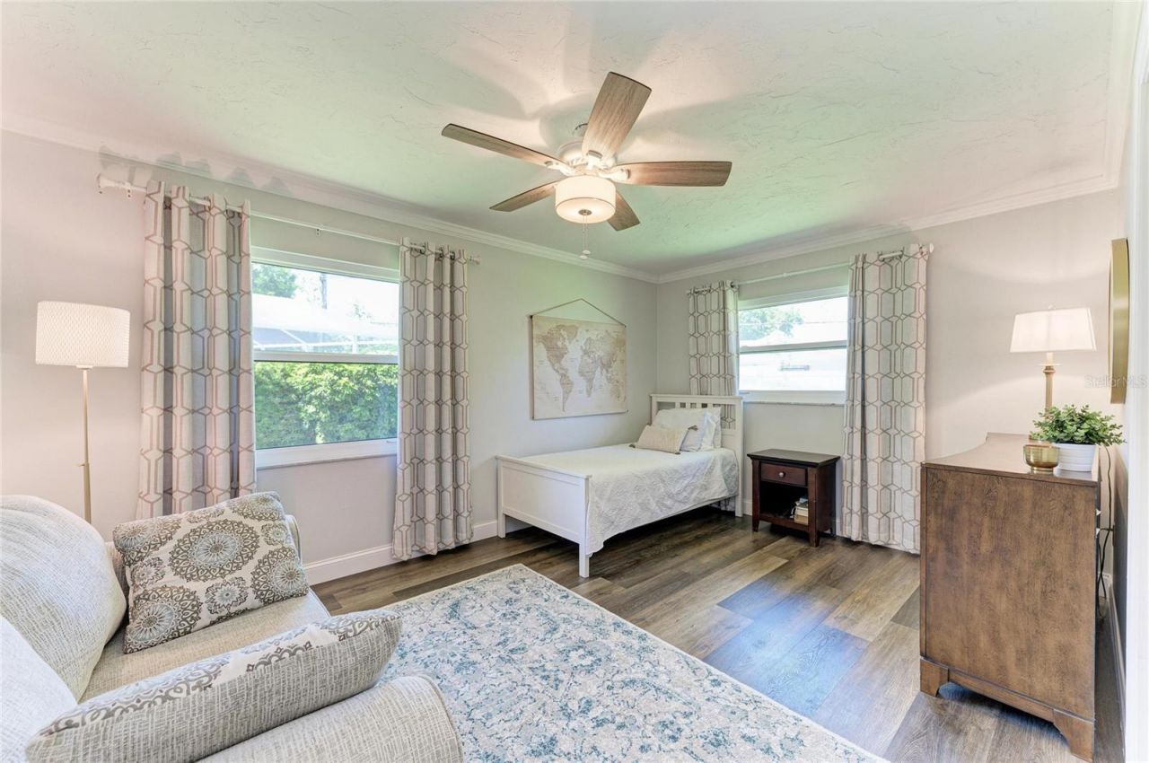 1907 37th Street W, Bradenton, FL 34205 Photo