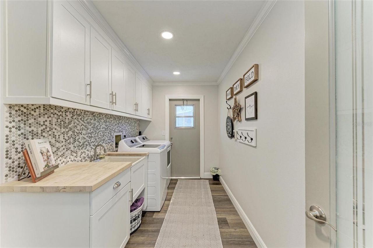 1907 37th Street W, Bradenton, FL 34205 Photo