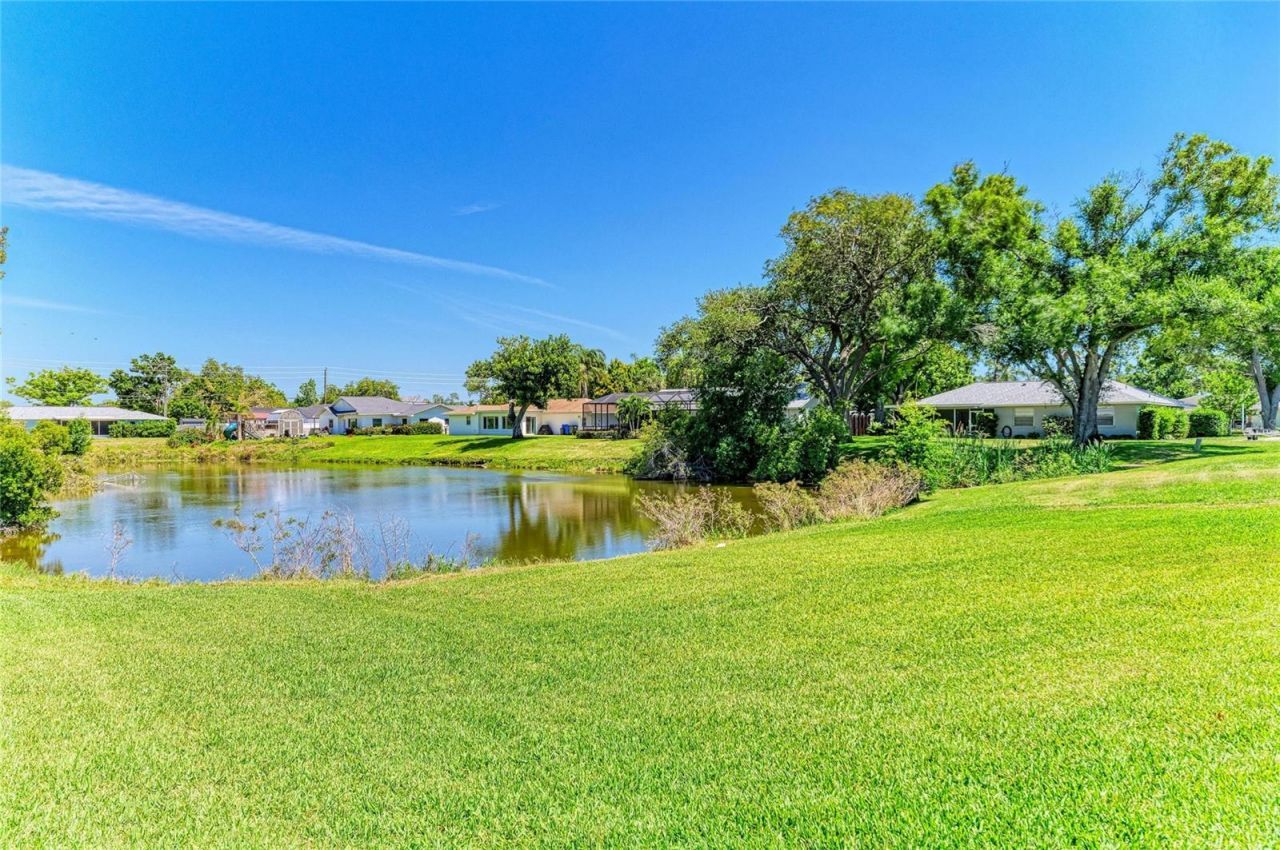 1907 37th Street W, Bradenton, FL 34205 Photo