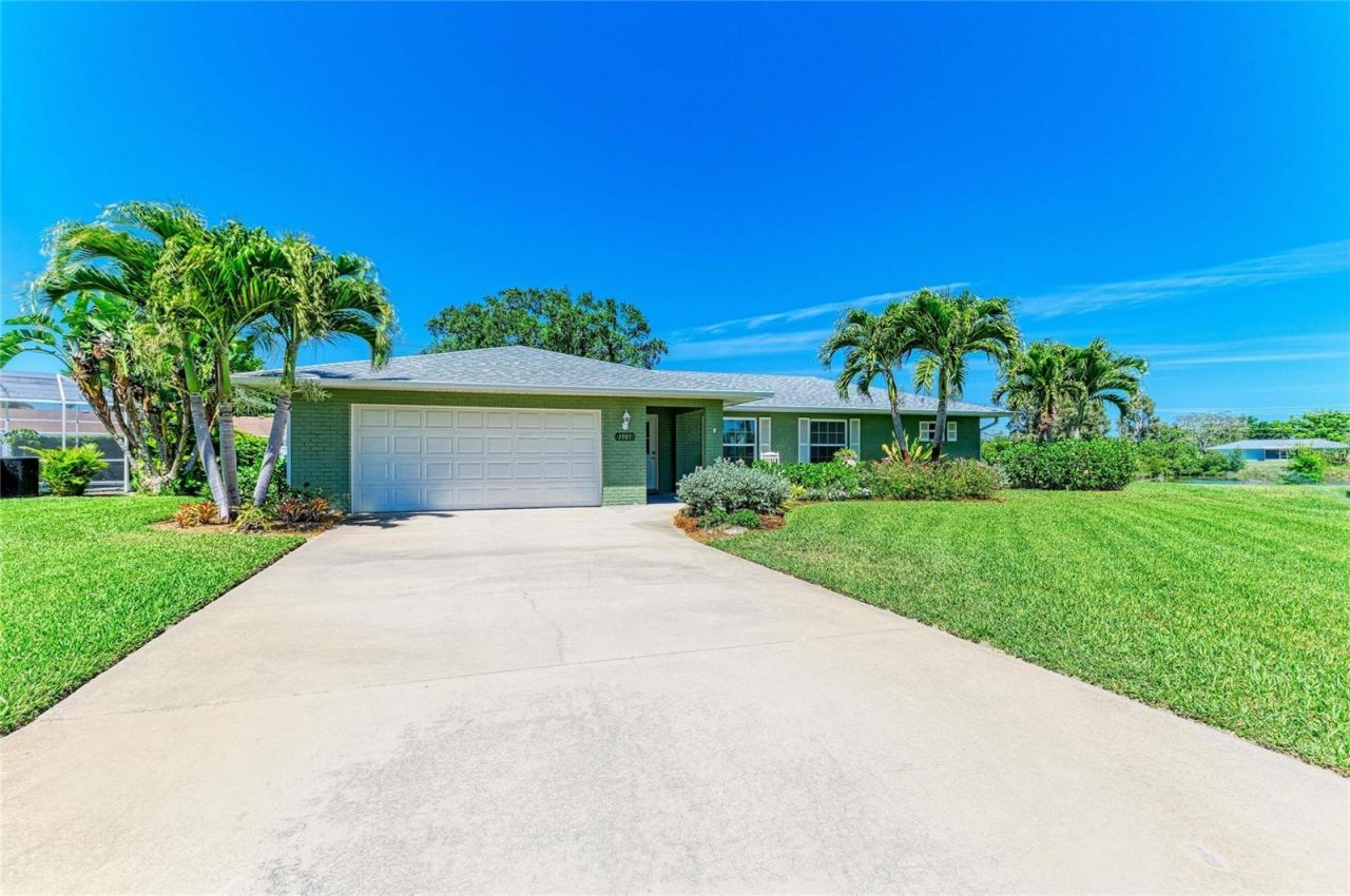 1907 37th Street W, Bradenton, FL 34205 Photo