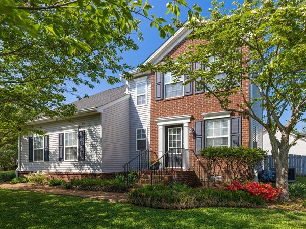 2290 Hayward Ln, Spring Hill, TN 37174