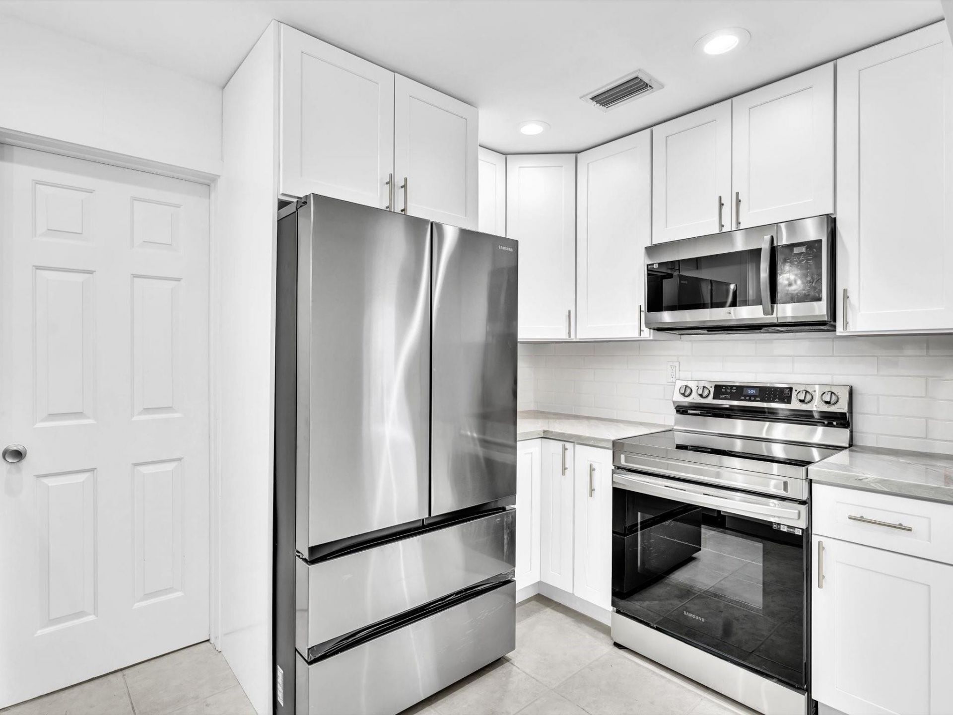 1700 SW 30th Street, Fort Lauderdale, FL 33315 Photo