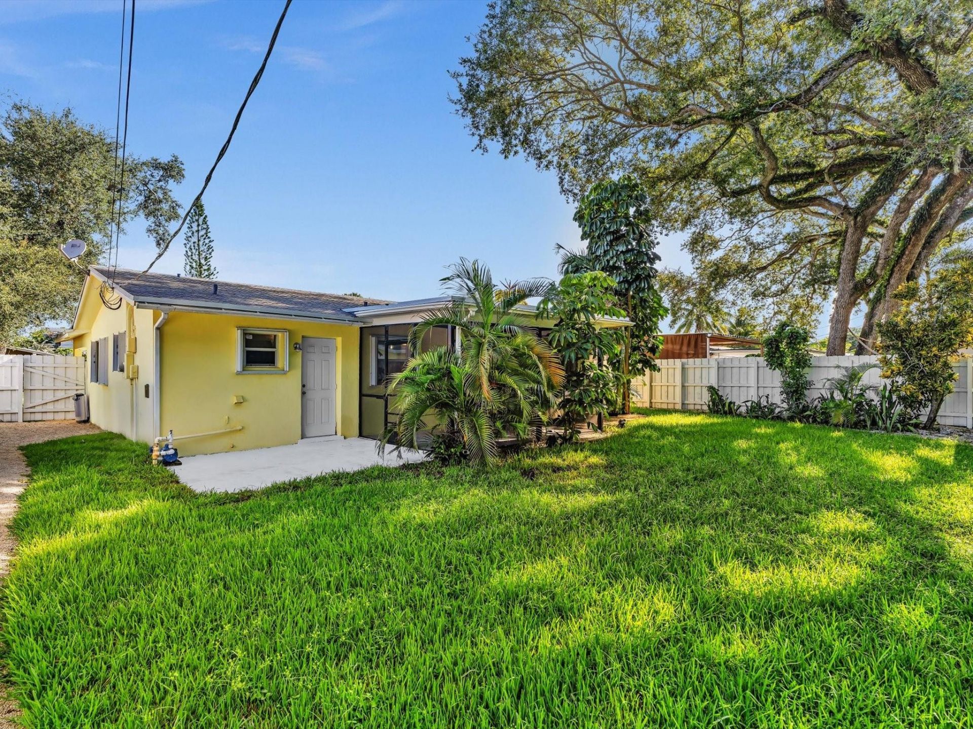 1700 SW 30th Street, Fort Lauderdale, FL 33315 Photo