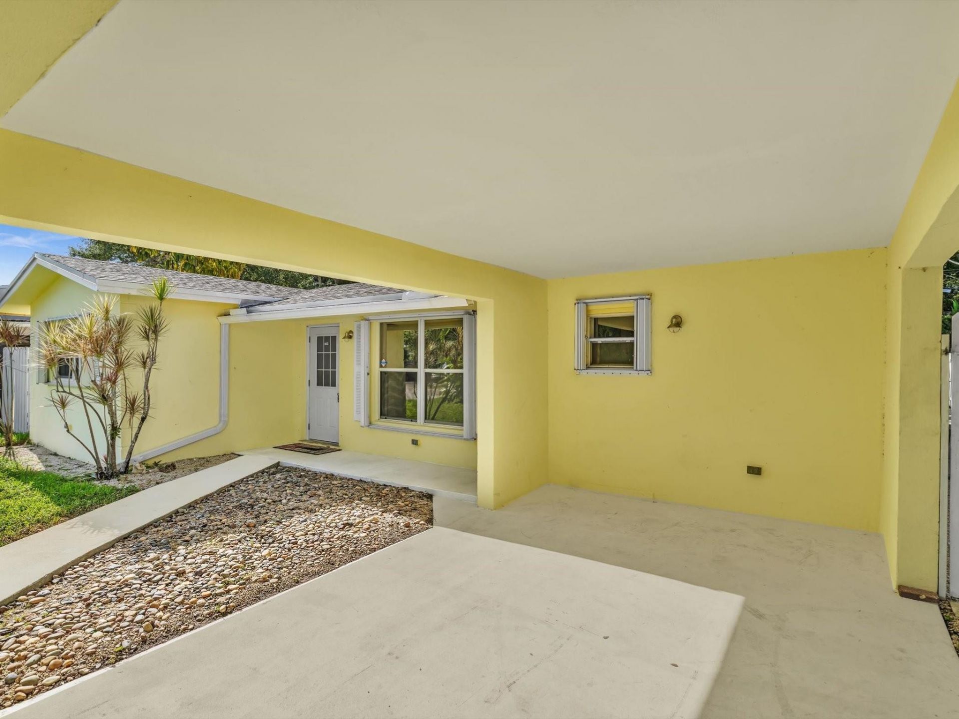 1700 SW 30th Street, Fort Lauderdale, FL 33315 Photo