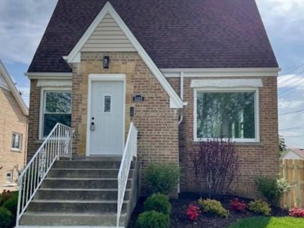 3335 Sunnyside Avenue , Brookfield, IL 60513