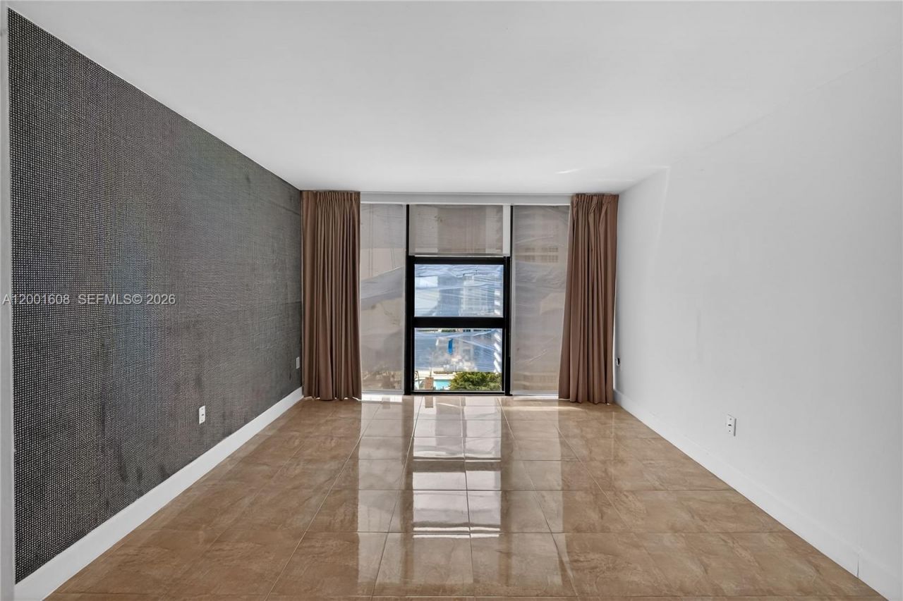 600 NE 36th St , Unit 1220, Miami, FL 33137 Photo