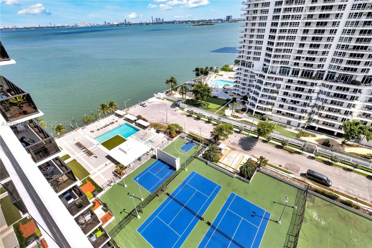 600 NE 36th St, Unit 1220, Miami, FL 33137 Photo