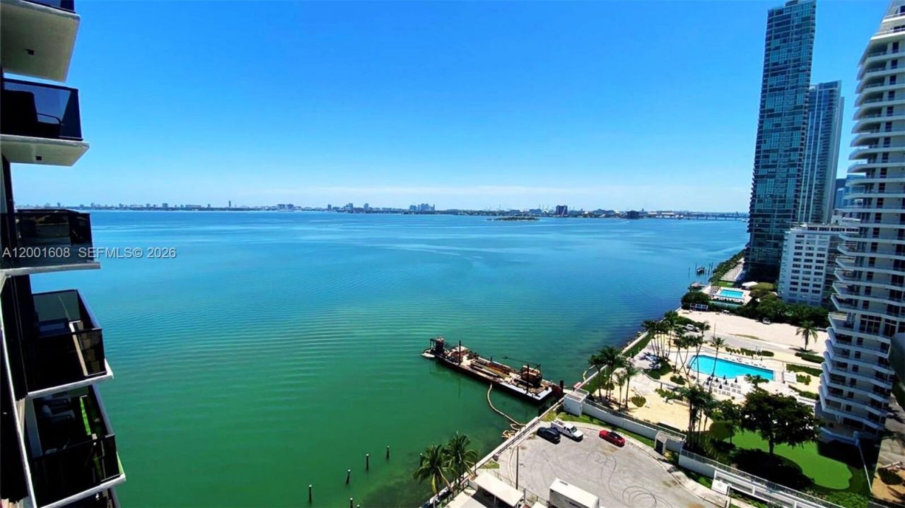 600 NE 36th St, Unit 1220, Miami, FL 33137 Photo