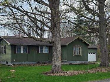 1768 Lewiston Road, Basom, NY 14013