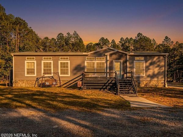 23221 HASSIE JOHNS Road, Sanderson, FL 32087