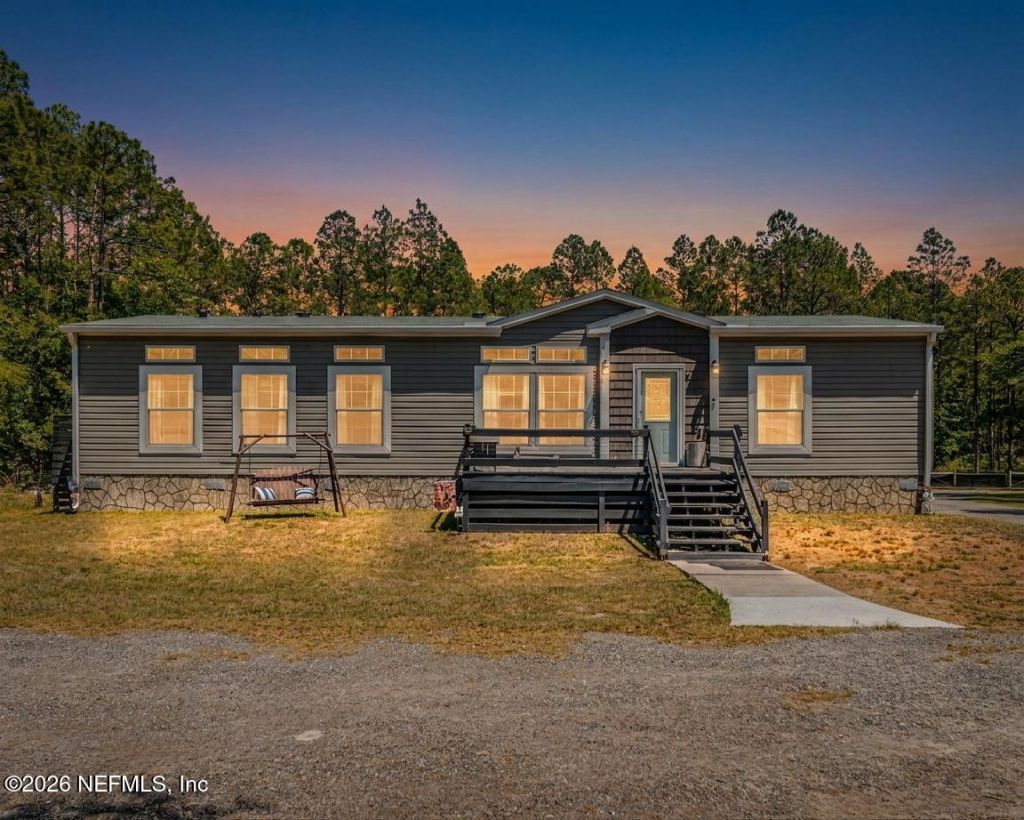 23221 Hassie Johns Road, Sanderson, FL 32087 Photo