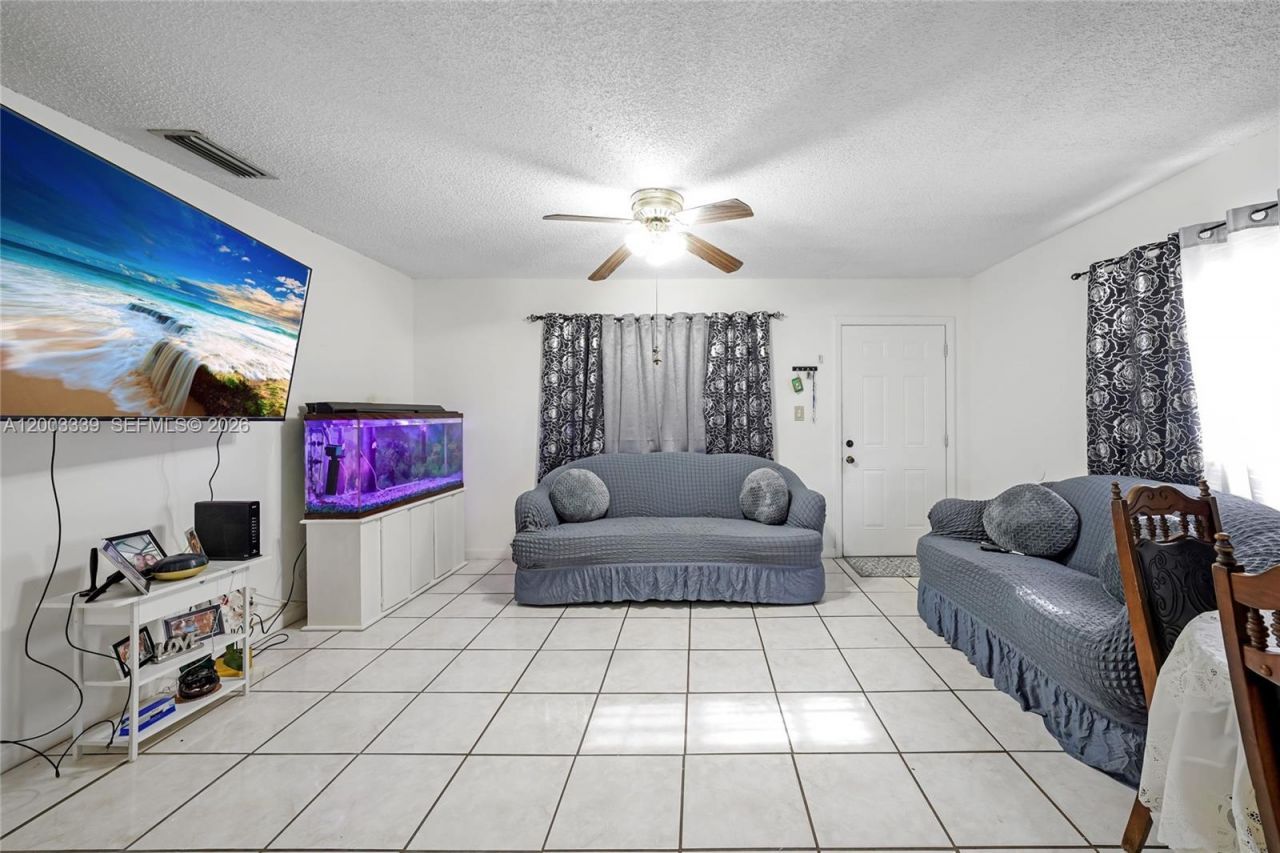 175 E 45th St , Hialeah, FL 33013 Photo