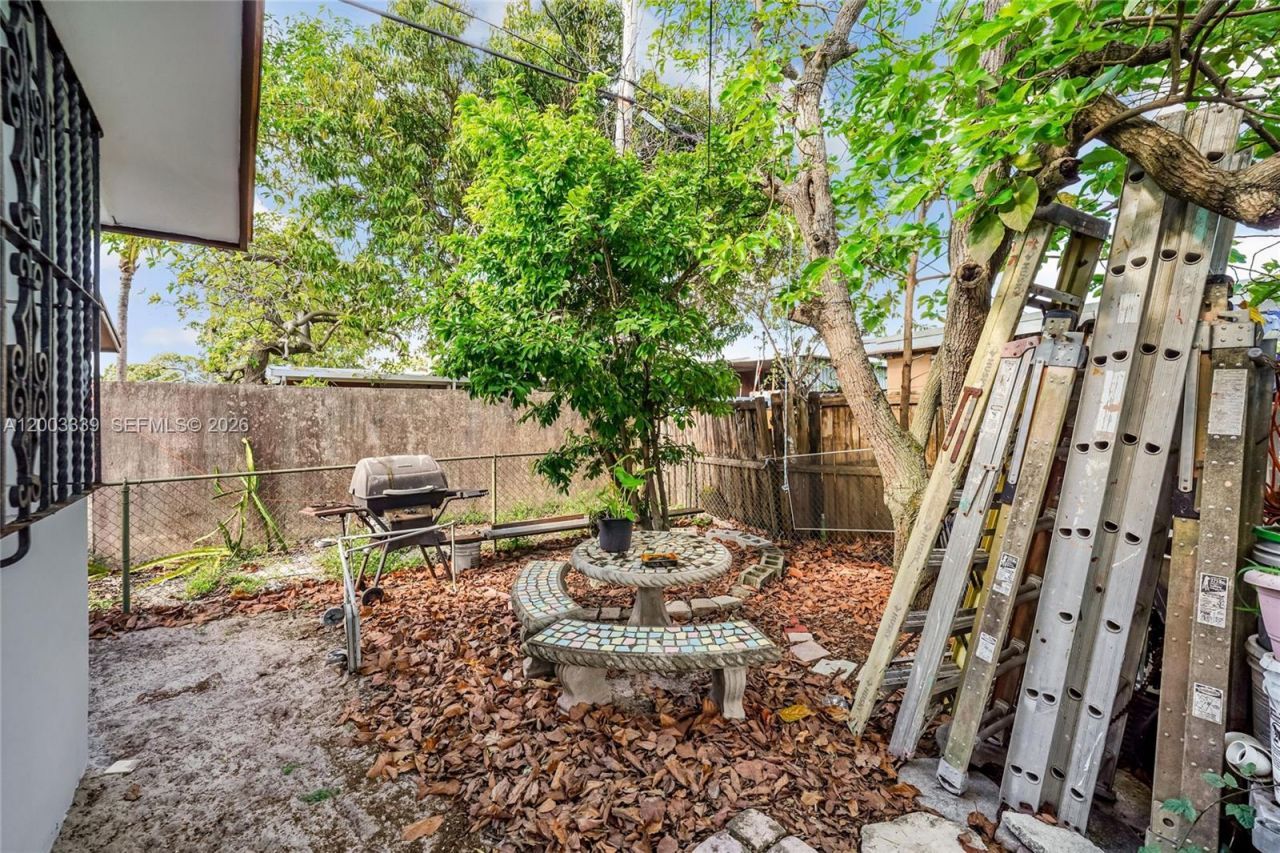 175 E 45th St , Hialeah, FL 33013 Photo