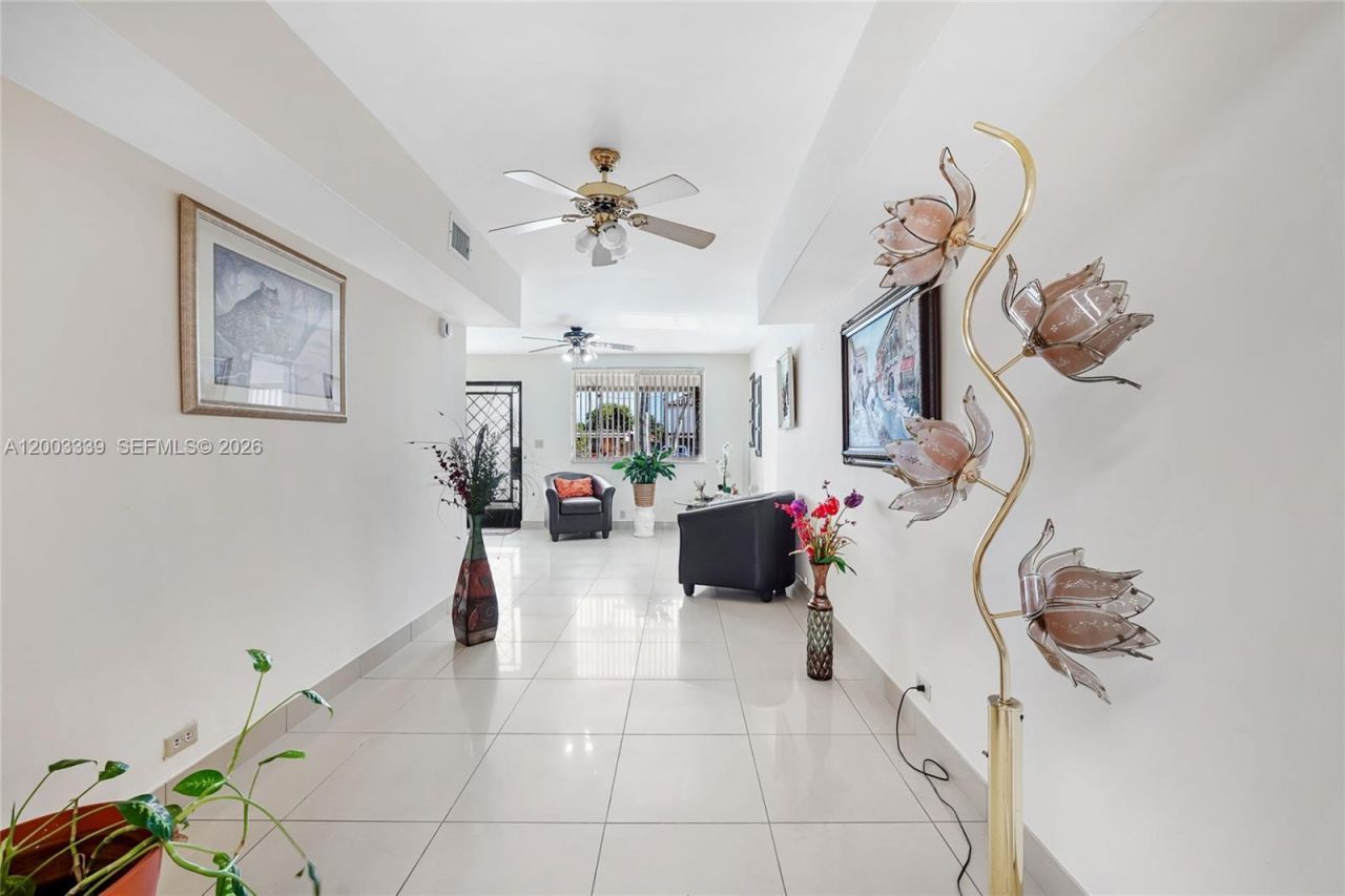 175 E 45th St , Hialeah, FL 33013 Photo