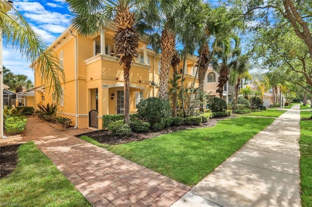 15348 Latitude Dr, Bonita Springs, FL 34135 Photo