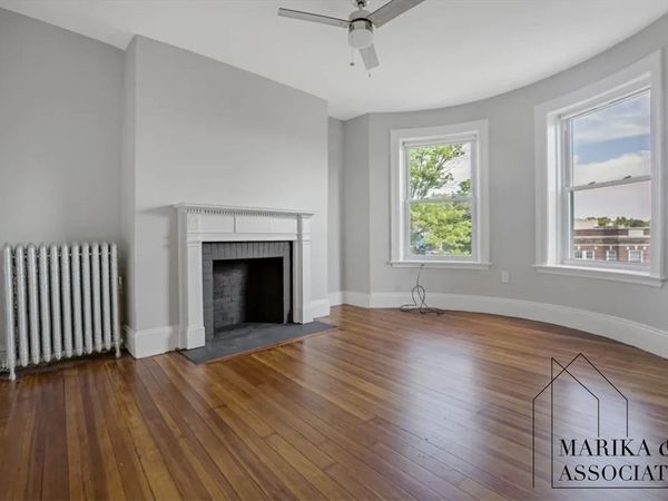108 Winthrop Road, Unit 2, Brookline, MA 02445
