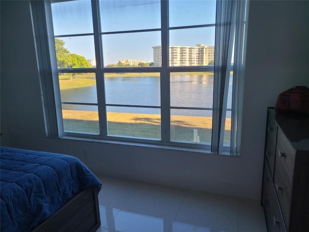 3091 N Course Drive, Unit 208, Pompano Beach, FL 33069 Photo