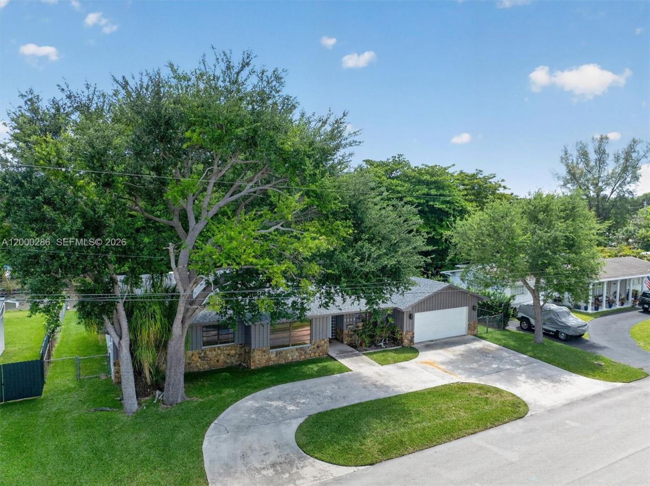 7009 SW 66th Ave , South Miami, FL 33143 Photo