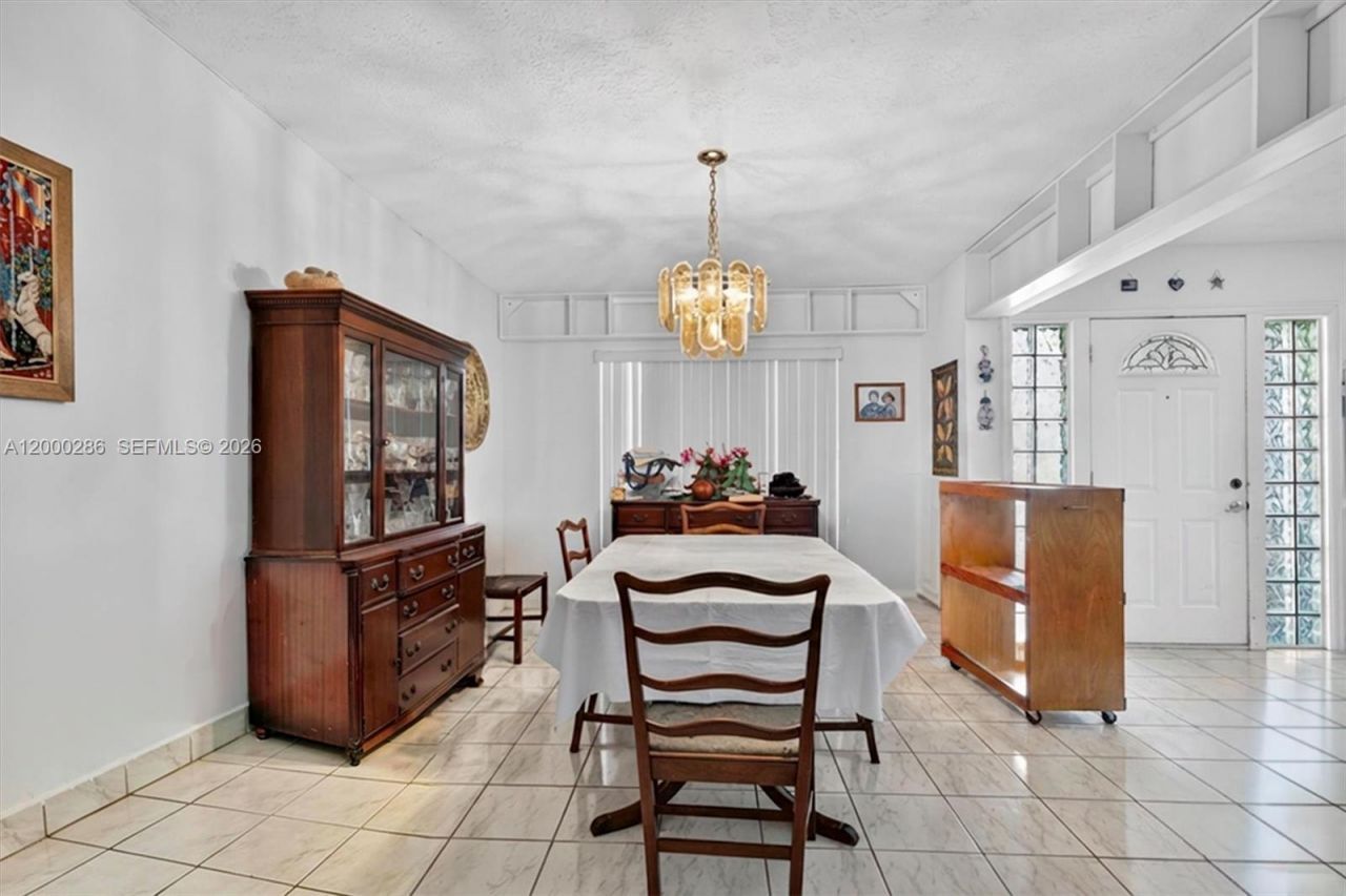 7009 SW 66th Ave , South Miami, FL 33143 Photo