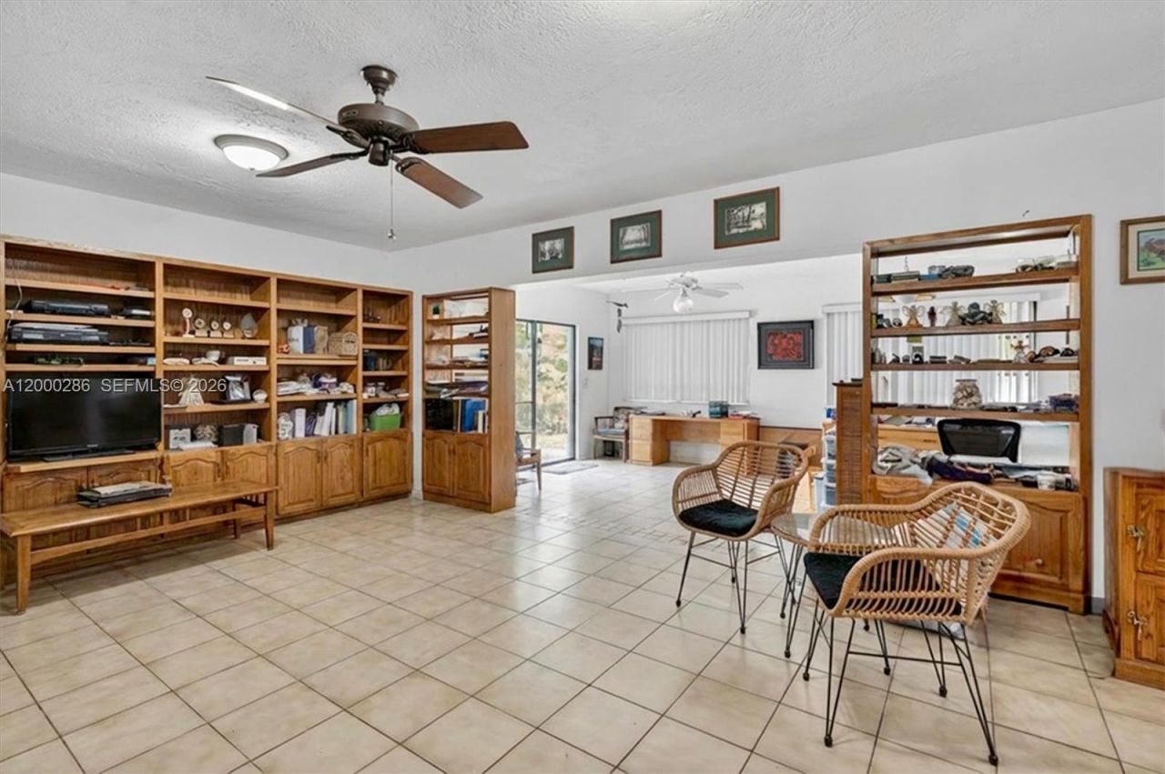 7009 SW 66th Ave , South Miami, FL 33143 Photo