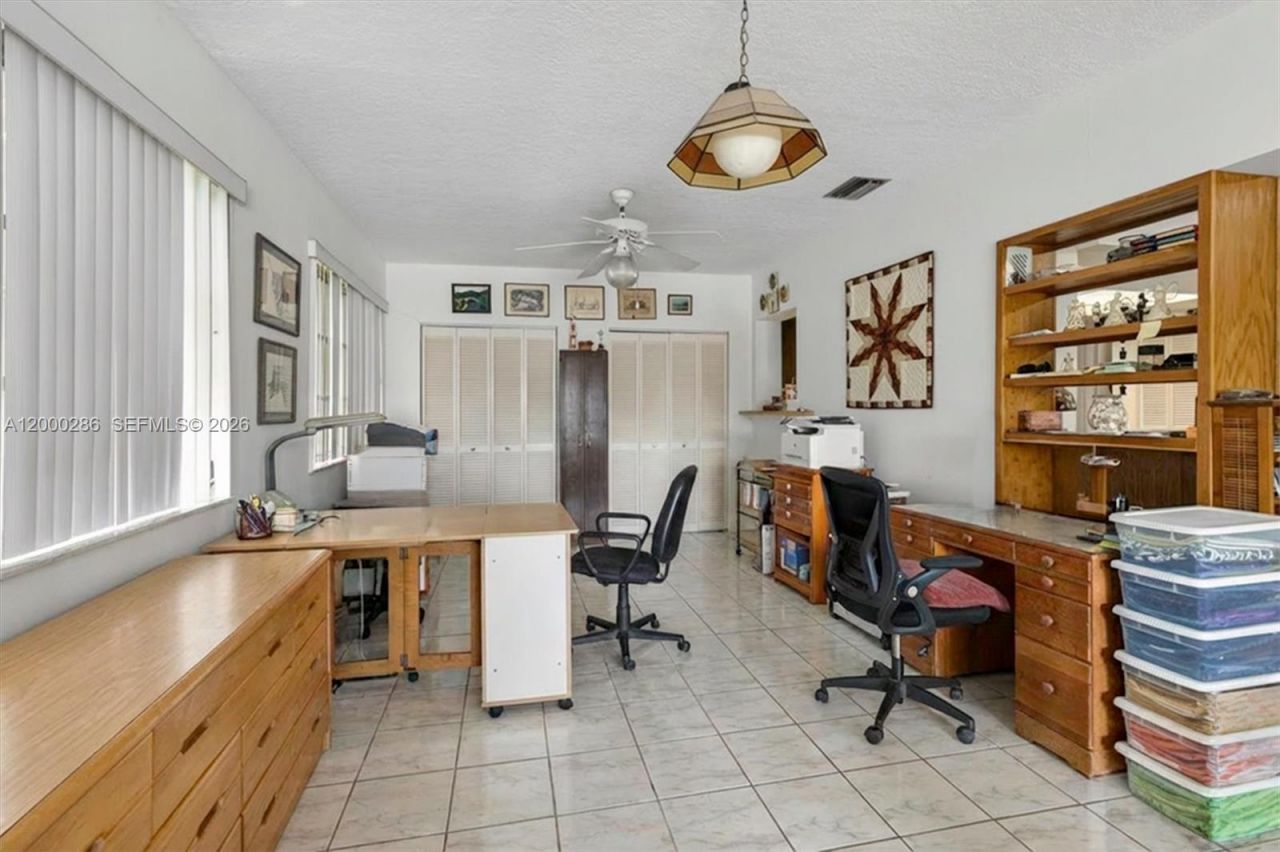 7009 SW 66th Ave , South Miami, FL 33143 Photo