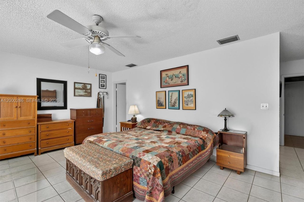 7009 SW 66th Ave , South Miami, FL 33143 Photo