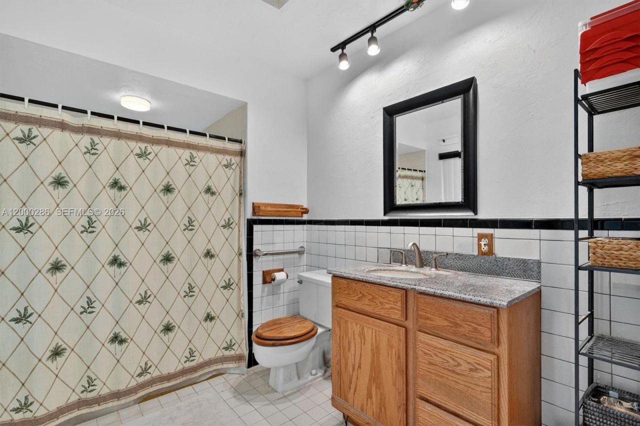 7009 SW 66th Ave , South Miami, FL 33143 Photo