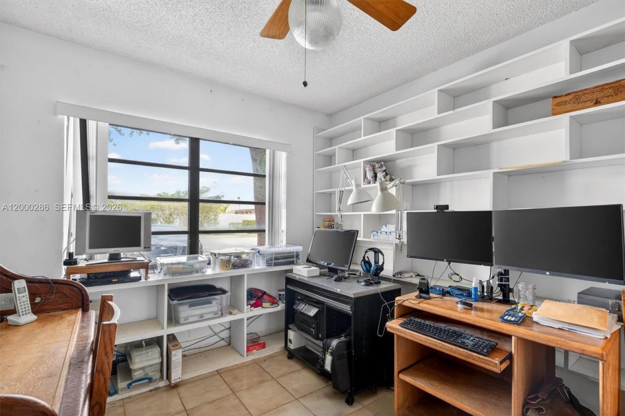 7009 SW 66th Ave , South Miami, FL 33143 Photo