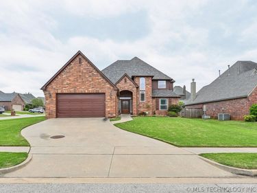 4001 W Utica Street , Broken Arrow, OK 74011