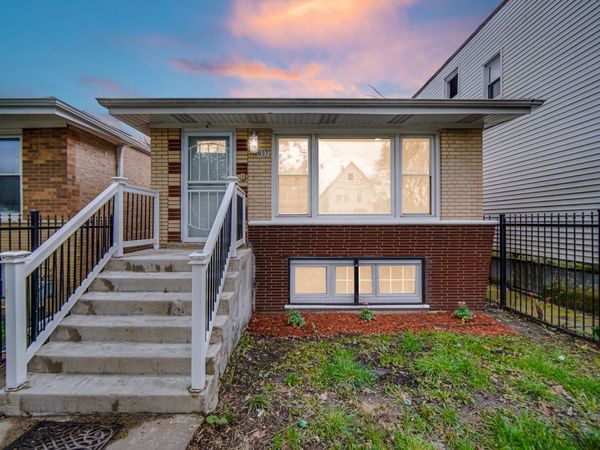 2037 W 69th Place , Chicago, IL 60636