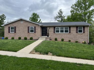 3416 Pinas Bay Drive, Lexington, KY 40502