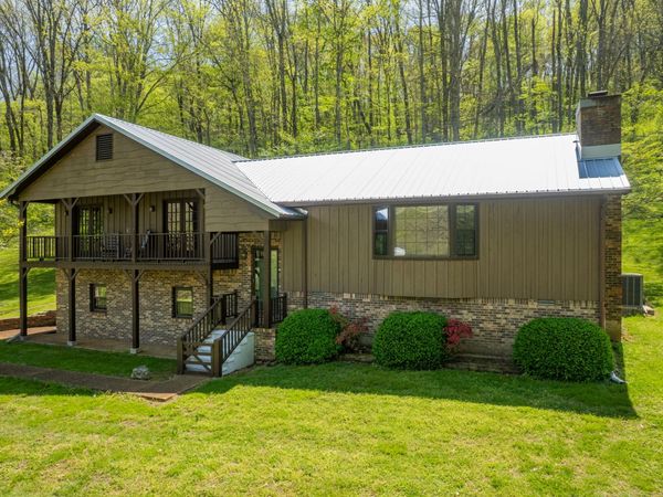 8039 Campbellsville Rd , Pulaski, TN 38478