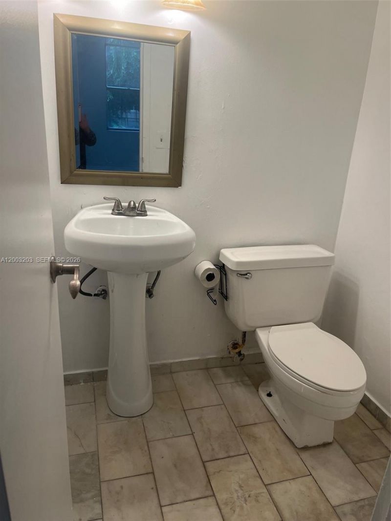 1800 Sans Souci Blvd , Unit 218, North Miami, FL 33181 Photo