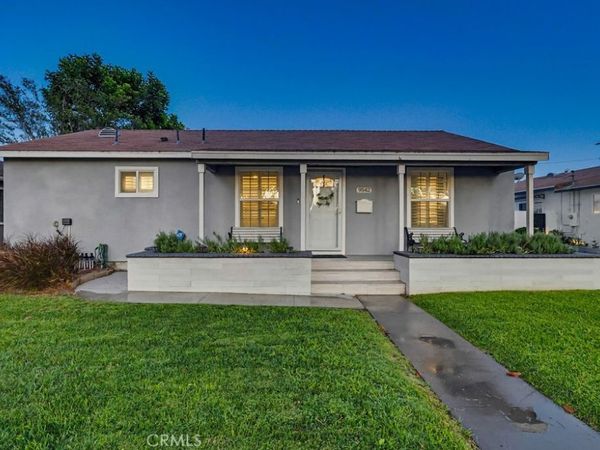 9542 Paramount , Downey, CA 90240