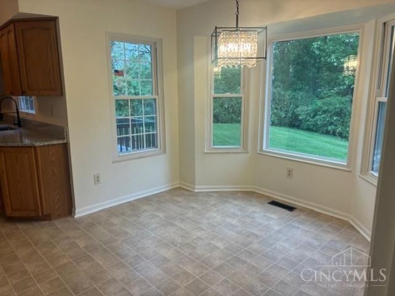 3042 Woodside Drive, Fairfield, OH 45014 Photo 13