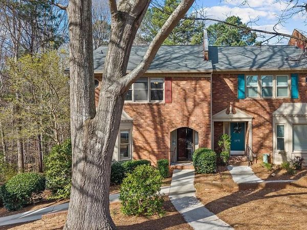 6405 Windsor Trace Drive , Peachtree Corners, GA 30092