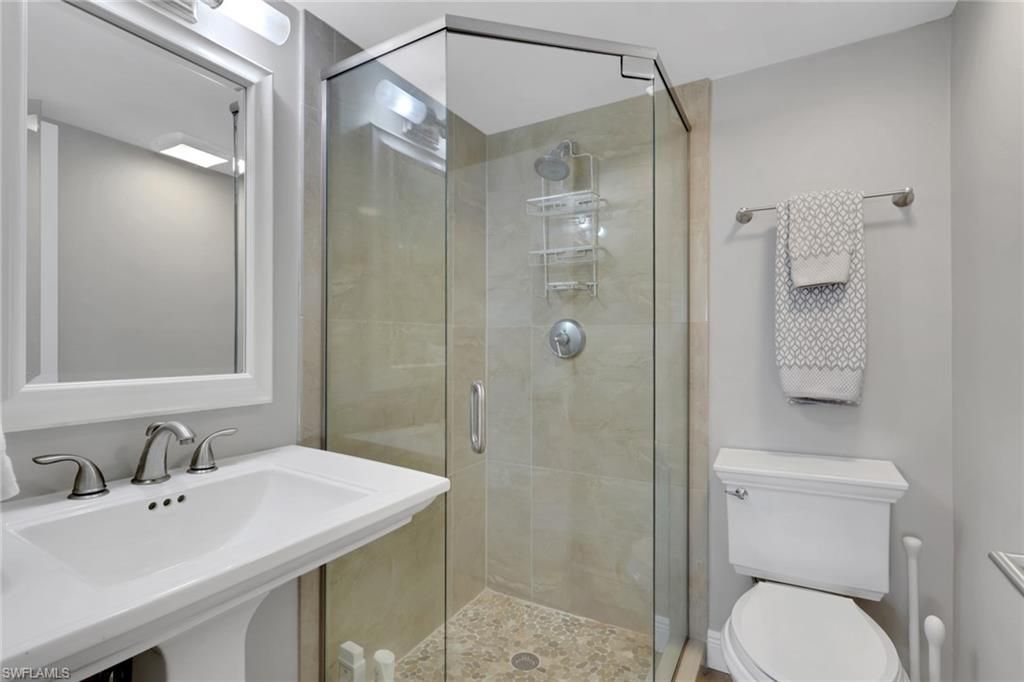 638 7th Ave S, Unit B638, Naples, FL 34102 Photo