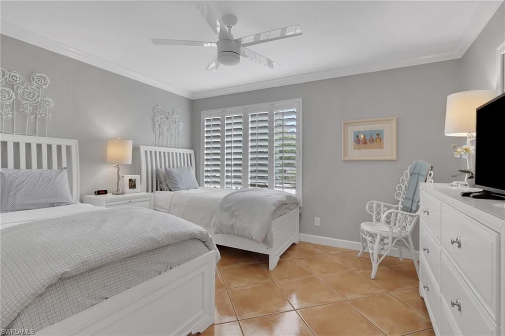 638 7th Ave S, Unit B638, Naples, FL 34102 Photo