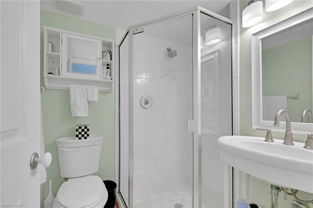 638 7th Ave S, Unit B638, Naples, FL 34102 Photo